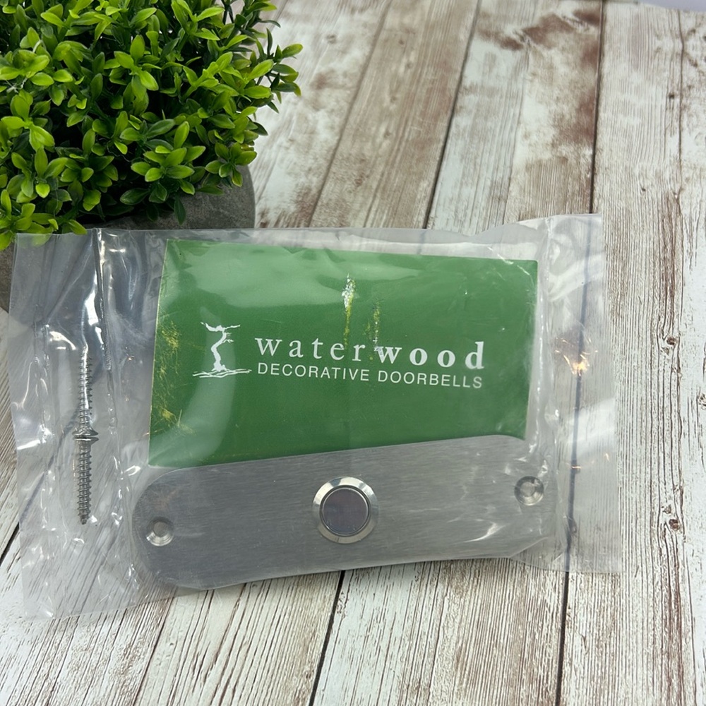 Stainless steel oval doorbell. Easy to install.